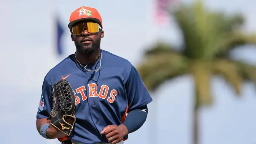 This Unexpected Spring Breakout Is Making Astros Rethink Opening Day Roster Plans — Jose Altuve