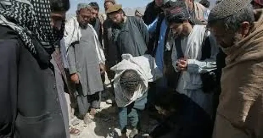 Pakistan Airstrike on Kabul Leaves 400 Dead, Afghanistan Accuses Pakistan