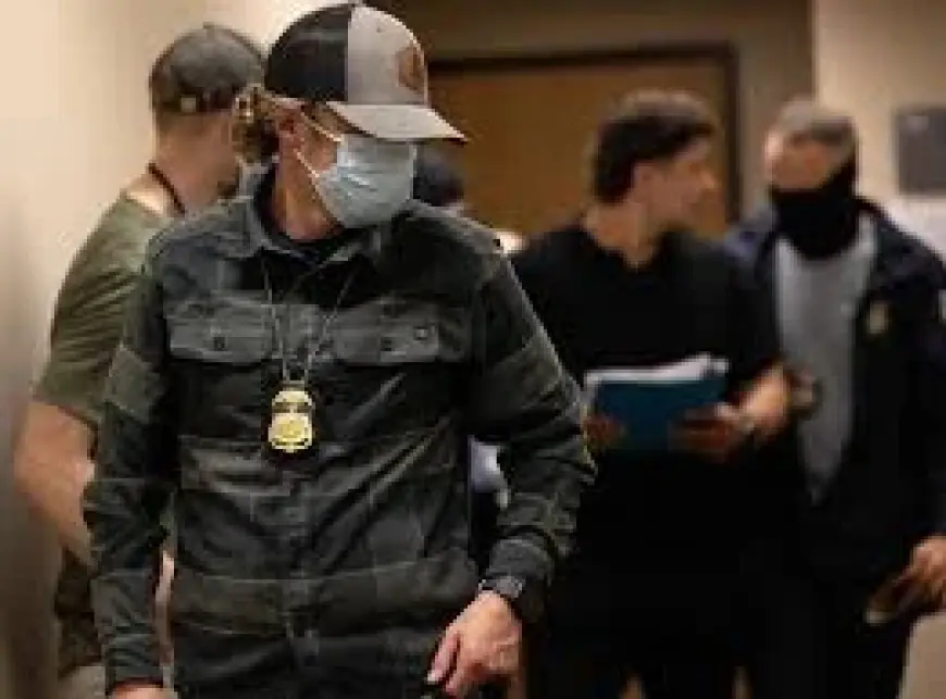 Ins: Washington Lawmakers Approve Police Mask Ban, Bill Heads to Governor