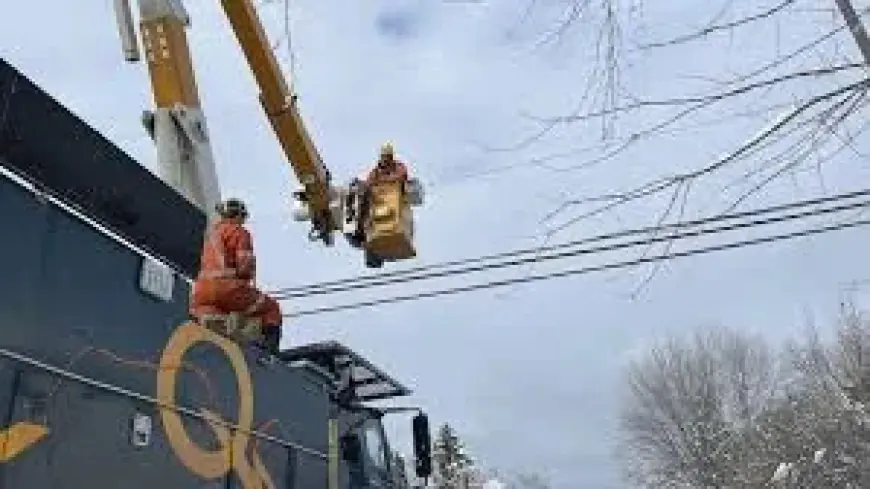 Ecole Fermer 17 Mars: Storm Forces School Closures and Major Power Outages in Quebec North