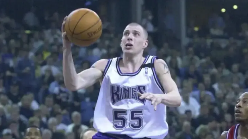 Nike Re-Signs Jason Williams, Launches His Retro Sneaker Line