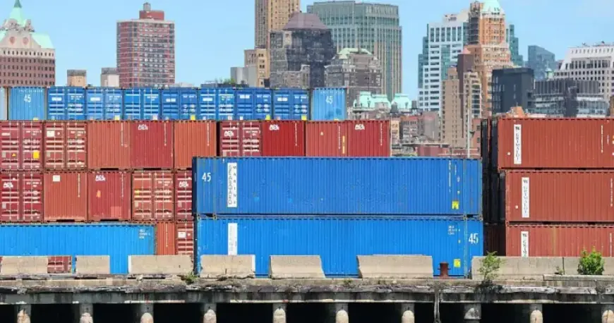 Trump Suspends Jones Act 60 Days to Lower Energy Prices