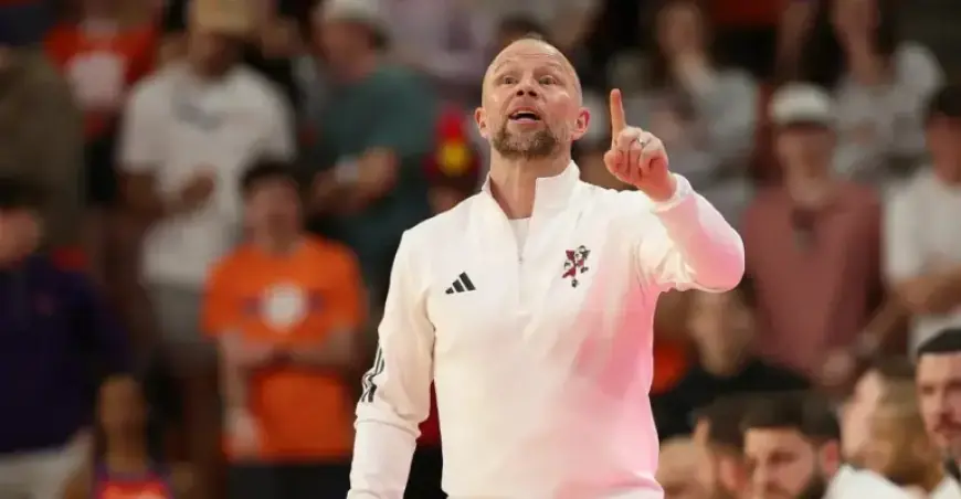 Pat Kelsey Analyzes Upcoming NCAA Tournament