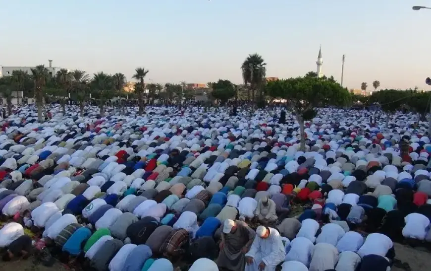 Eid al-Fitr Prayer Times Announced Across Provinces