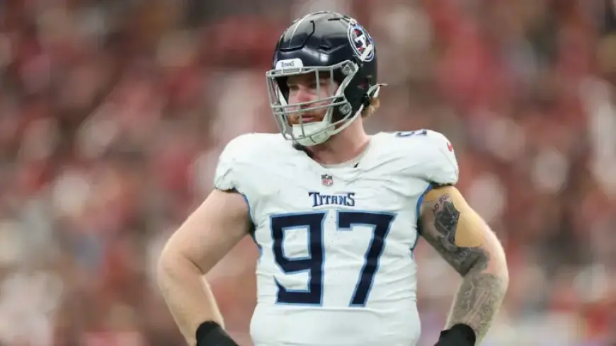 Bears Sign Defensive Lineman James Lynch