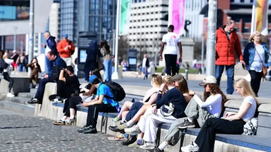 Liverpool’s Warm Spell Ends: Met Office Updates on Snow Forecast