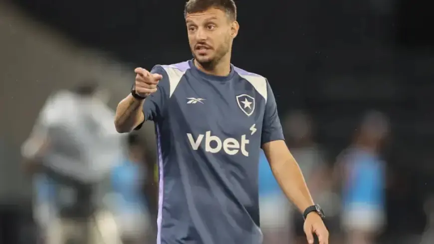 Botafogo Coach’s Decision Sparks Fan Reactions Ahead of Match: ‘Let’s Pray’