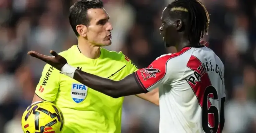 Spanish Referee Munuera in Spotlight for Rakow vs. Fiorentina Match