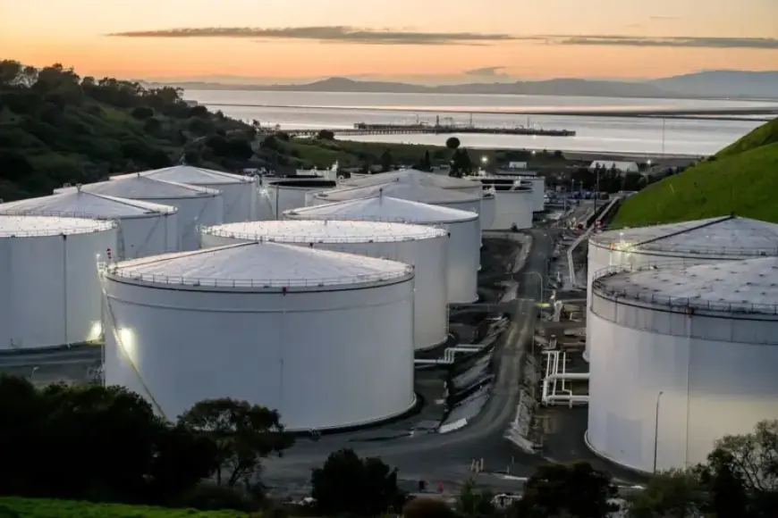 Oil Price Surge Fuels Inflation Concerns, Driving Treasury Slump