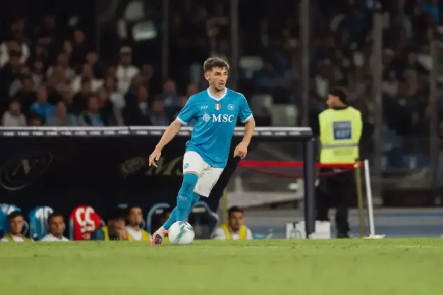 Gilmour Praises Lobotka’s Impact After Cagliari-Napoli Match on DAZN