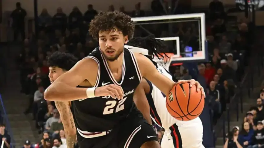 Kentucky Faces First-Round Challenge, Eyes Possible Portal Target