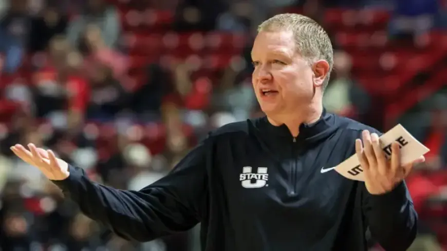 Calhoun Poised to Become Next UC Bearcats Basketball Coach