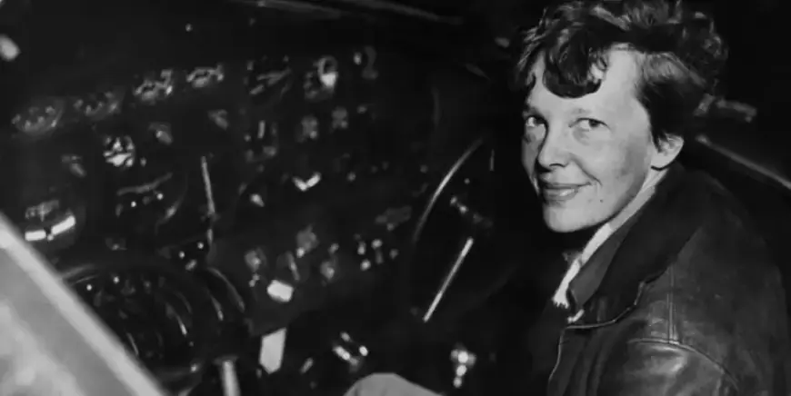 Pilot Claims Discovery of Amelia Earhart’s Missing Plane