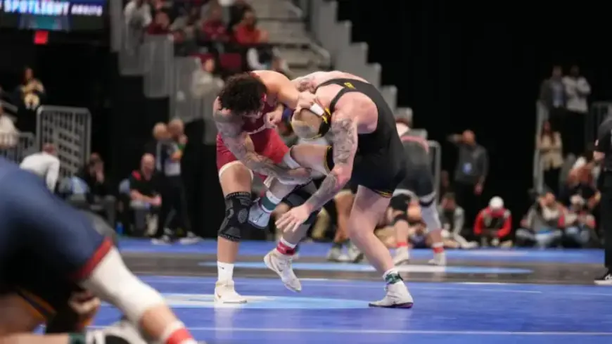 Bastida Reaches Semifinals; Three Cyclones Compete in Blood Round