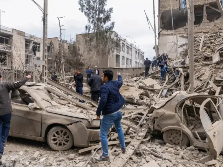 Trump Suggests Iran War Deescalation Amid Increased US Troop Deployment