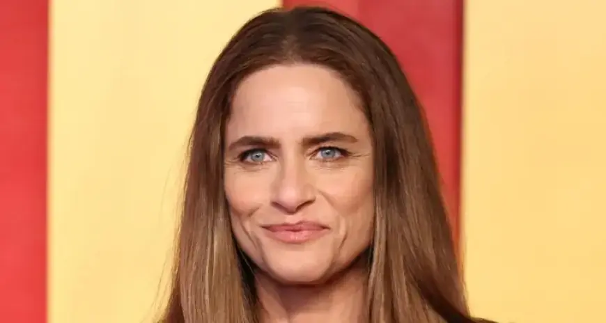Amanda Peet Announces Breast Cancer Diagnosis