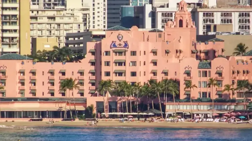 Royal Hawaiian and Moana Surfrider Welcome Flood Evacuees, Visitors Safe