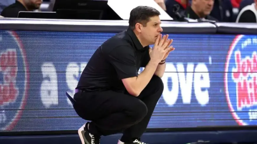 Charlotte 49ers Appoint Cincinnati’s Wes Miller as Men’s Basketball Coach