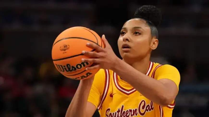 Dawn Staley Pursues Recruitment of JuJu Watkins for South Carolina