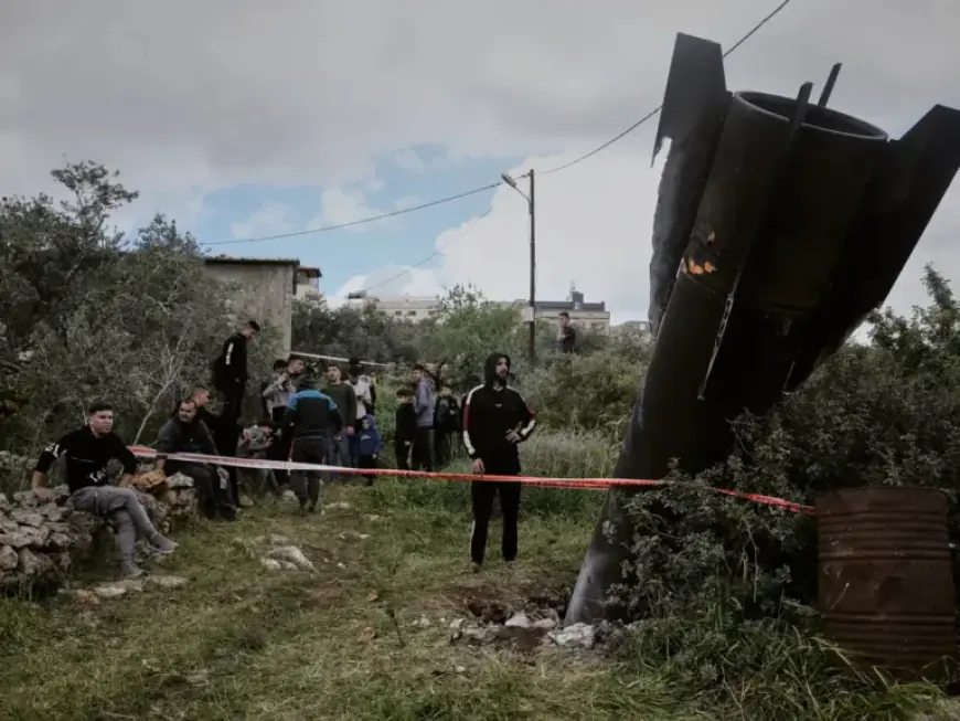 Trump Confirms Iran Talks Amidst South Tehran Clashes; 12 Killed