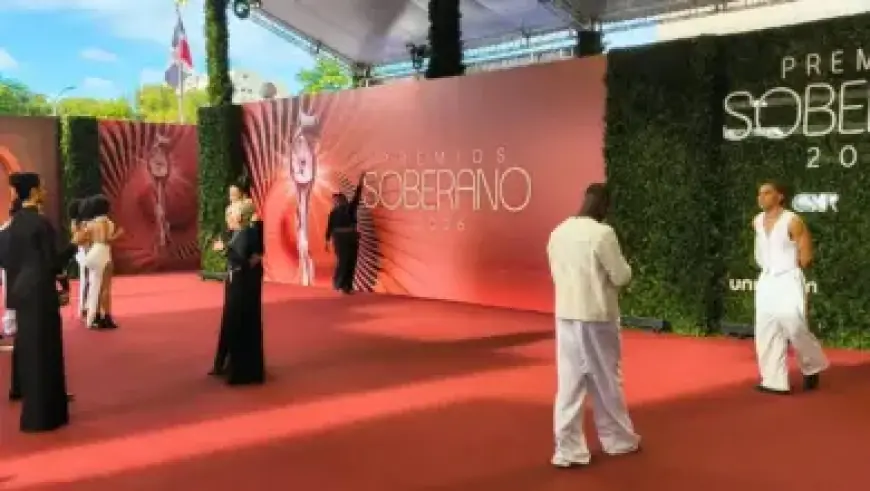 Gold Soars 2% Amid Easing Inflation from Lower Oil Prices