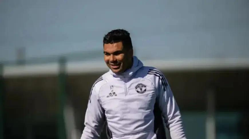 Manchester United Finalizes Contract Clause with Casemiro Amid Transfer Talks