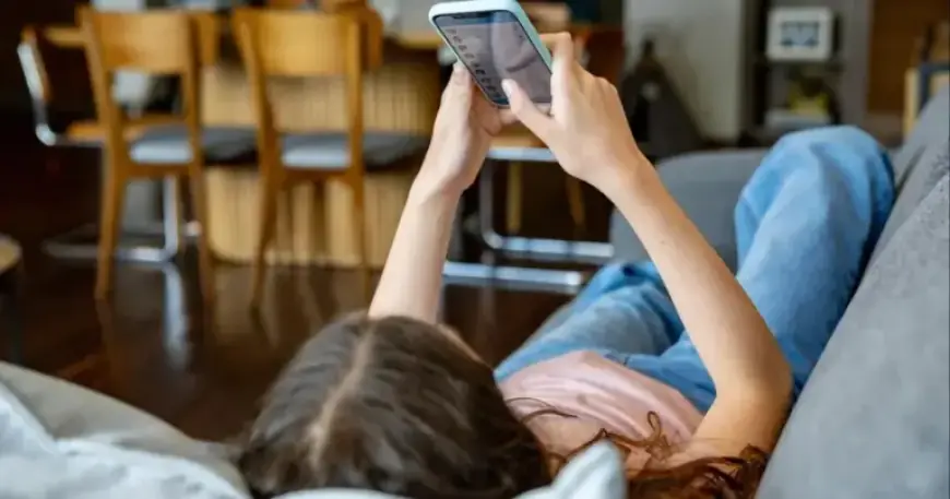 California Jury Deliberates in Influential Social Media Addiction Case