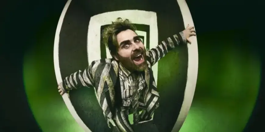 David Fynn Stars in West End’s BEETLEJUICE THE MUSICAL