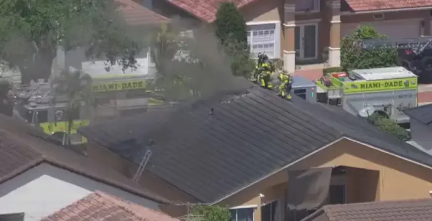 Firefighters Battle House Fire in Miami Lakes