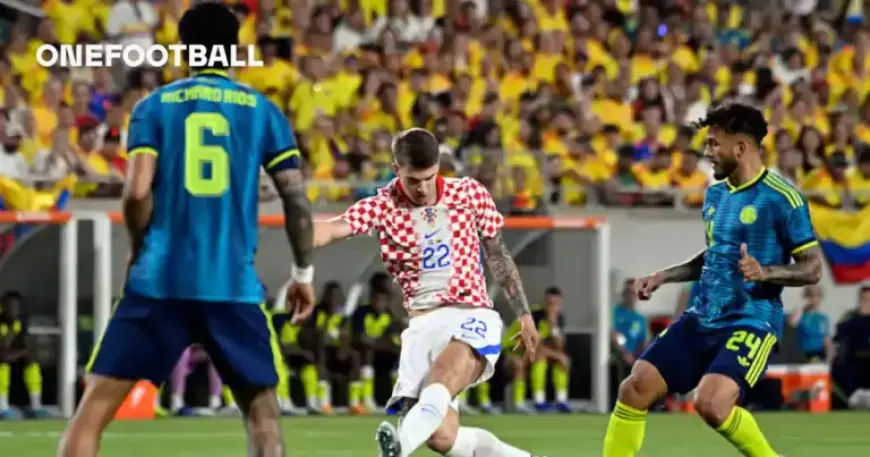 Colombian Player Misses Year’s Easiest Goal; Watch and Comment