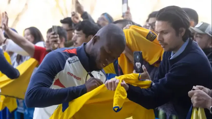 Ecuador vs. Morocco: Vibrant Tricolor Atmosphere at Metropolitano Stadium