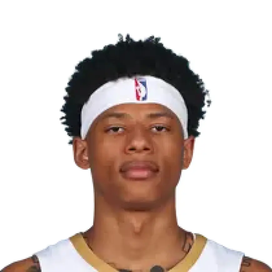 Jeremiah Fears Shines with 21 Points Off the Bench