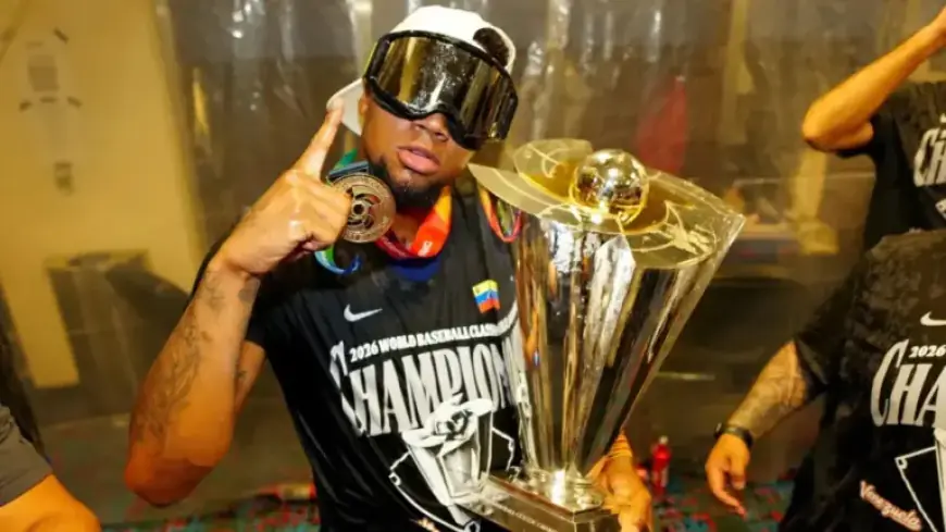 Braves’ Ronald Acuna Jr. Teases Ozzie Albies with Venezuela Jersey, WBC Medal