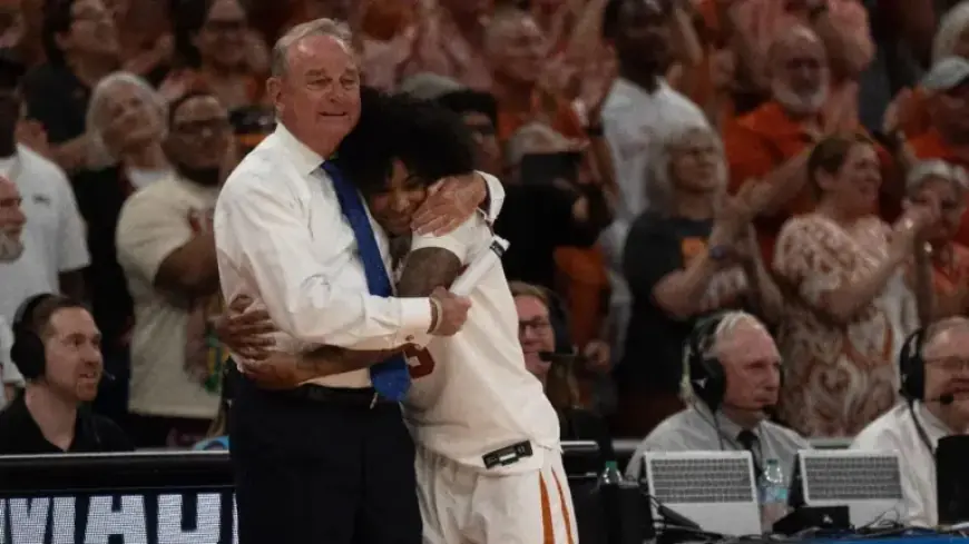 Women’s Basketball Triumphs Over Oregon, 100-58, Advances to Sweet 16