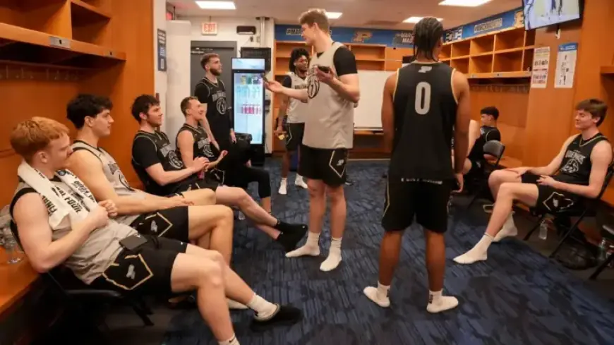 Purdue Basketball’s ‘Goober’ Keeps Team Relaxed During March Madness