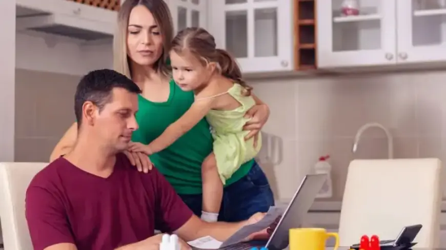 Two-Child Benefit Cap Ends, Boosting Families’ Income by £300 Monthly