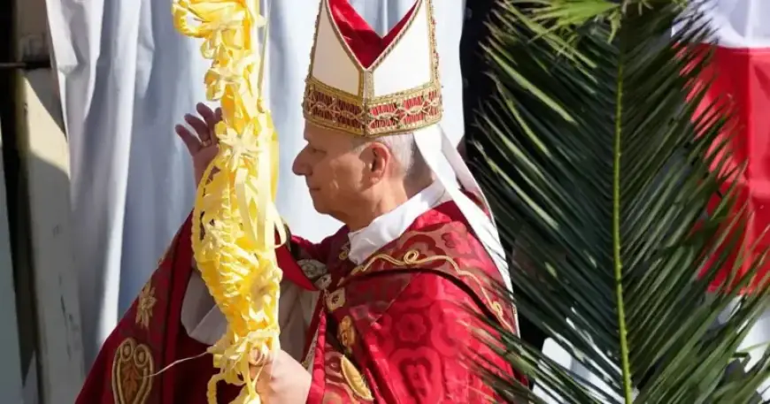 Pope Leo XIV Honors Pope Francis with Palm Sunday Opening Holy Week