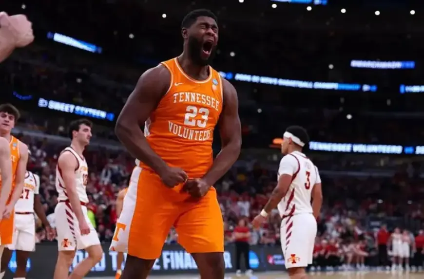 Vols’ Basketball Roster Rebuild Yields Unprecedented Success