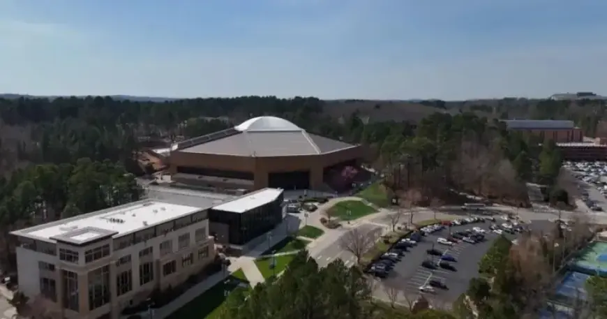 UNC Halts Basketball Arena Talks to Prioritize New Coaching Search