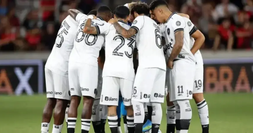 Arthur Cabral, Alexander Barboza Underperform in Athletico-PR’s 4-1 Win Over Botafogo