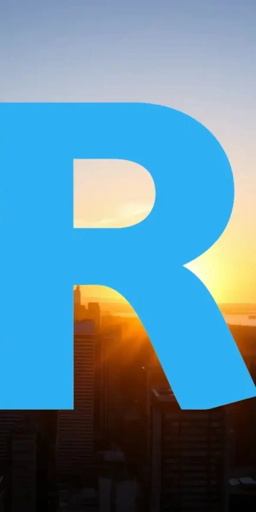 Rolls-Royce Shares Rise on Defense Success Amid Aviation Challenges