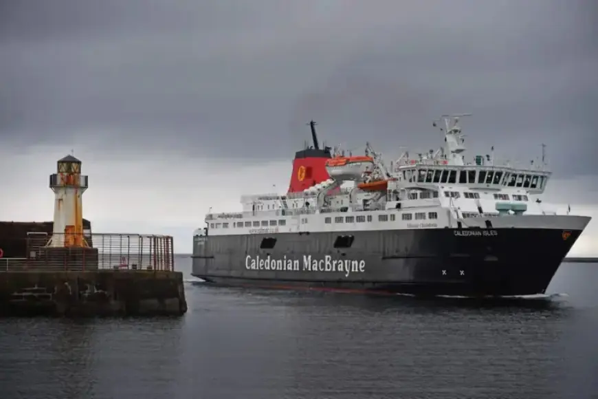 Labour Pledges to Merge Ferry Organizations and Repair Broken System