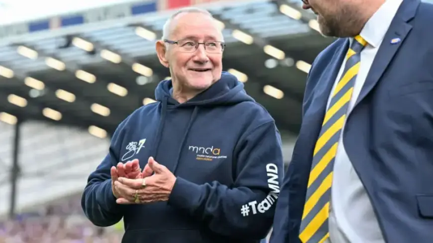 Leeds Rhinos Honor Geoff Burrow After His Passing from Short Illness
