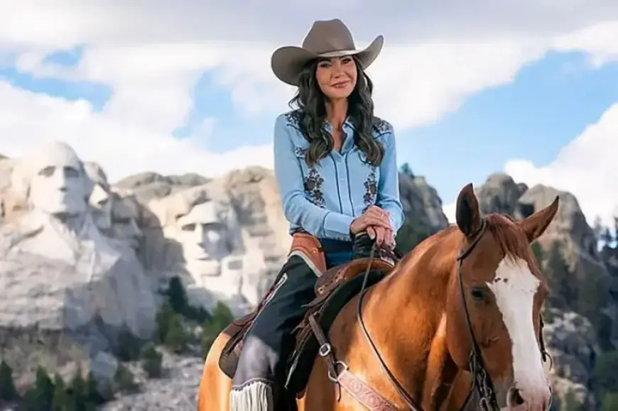 DHS Removes Kristi Noem’s Glamour Photos After Her Dismissal