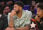 Anthony Davis’ Pregame Gesture Delights Lakers Fans