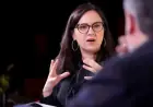 Bari Weiss to Revamp CBS News’ Iconic ’60 Minutes’: Report