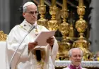 Pope Celebrates Easter’s Power to Overcome Hatred and Humble the Mighty