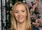 Lisa Kudrow Critiques Sitcoms for Avoiding ‘Uncomfortable’ Storylines