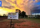Australia’s Tiniest Town Hits Market as Roadhouse Owners Sell