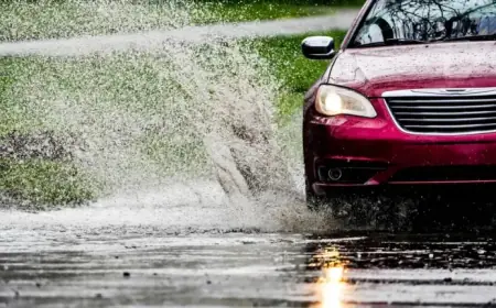 Expect Rain and Thunderstorms for the Next Six Days